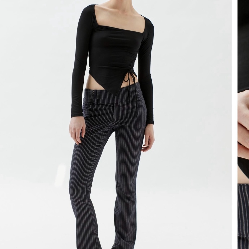 URBAN OUTFITTERS
Uo Aaliyah Cinched Square Neck Top In Black​